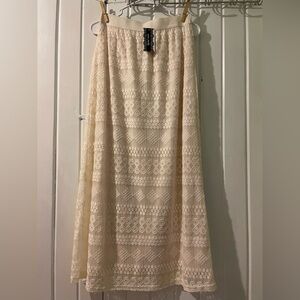 MISS PINKY ivory lace maxi skirt-medium NWT